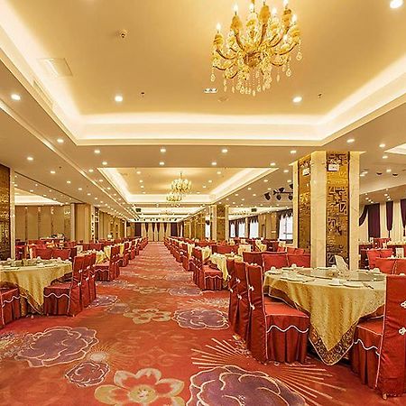 Vienna Hotel Shenzhen View Lake Park Exterior photo